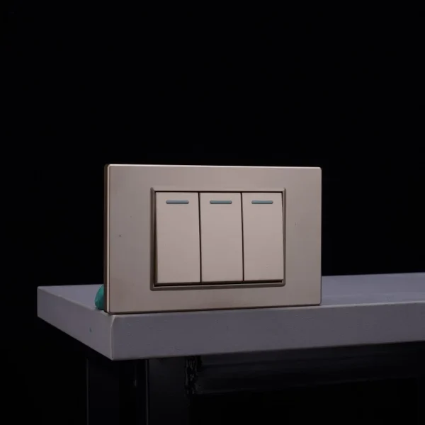 2025 Modern Retro 118 Slim Waterproof Wall Switch Brown 2 Gang 1/2 Way Light Smart Life 4-Way Wholesale Electrical Sockets