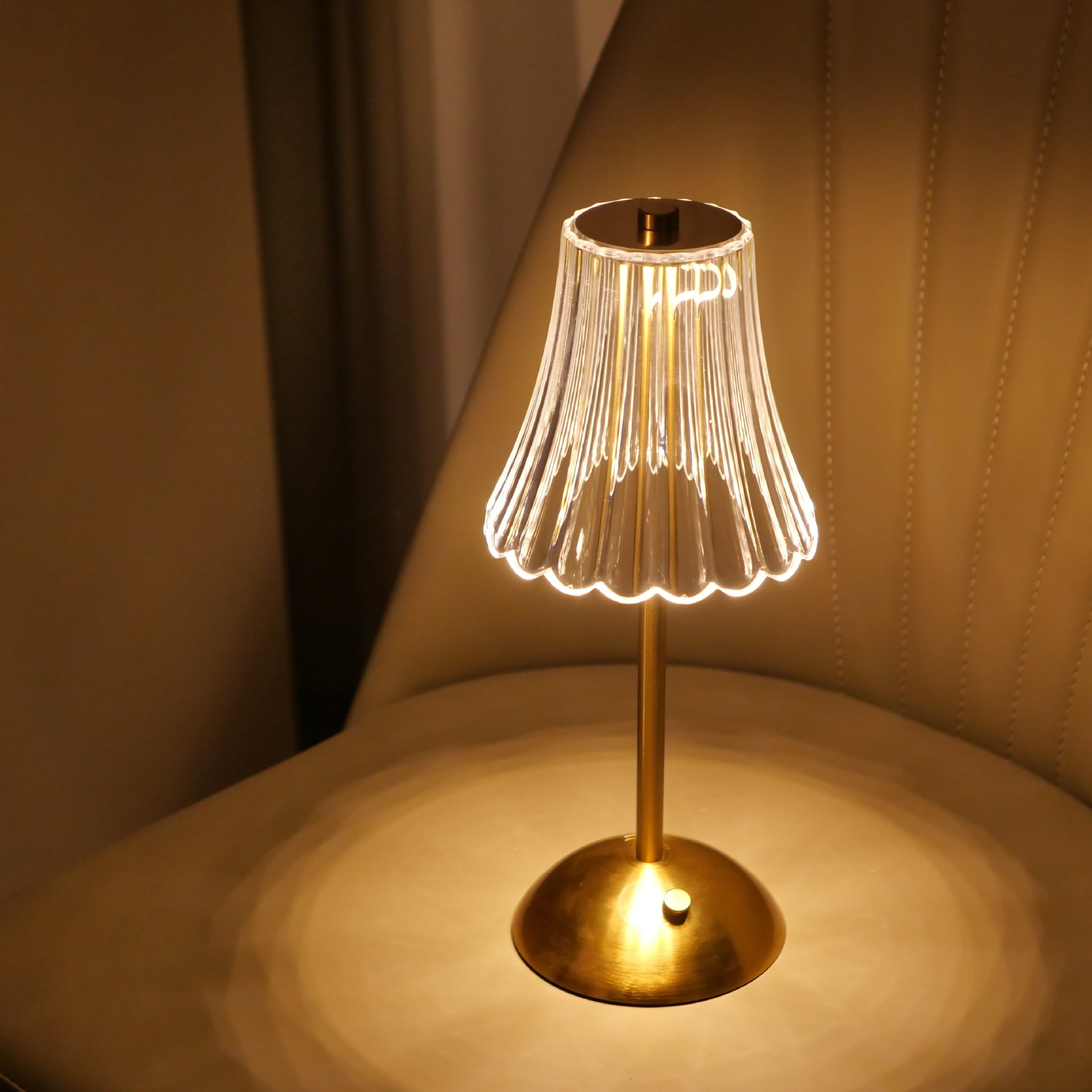 Gold Battery Small Table Light Rechargeable Dimmable Touch Restaurant Dinner Dining Room Table Lamp